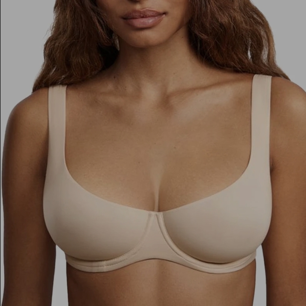 Seamless Unlined Underwire Bra - image 1